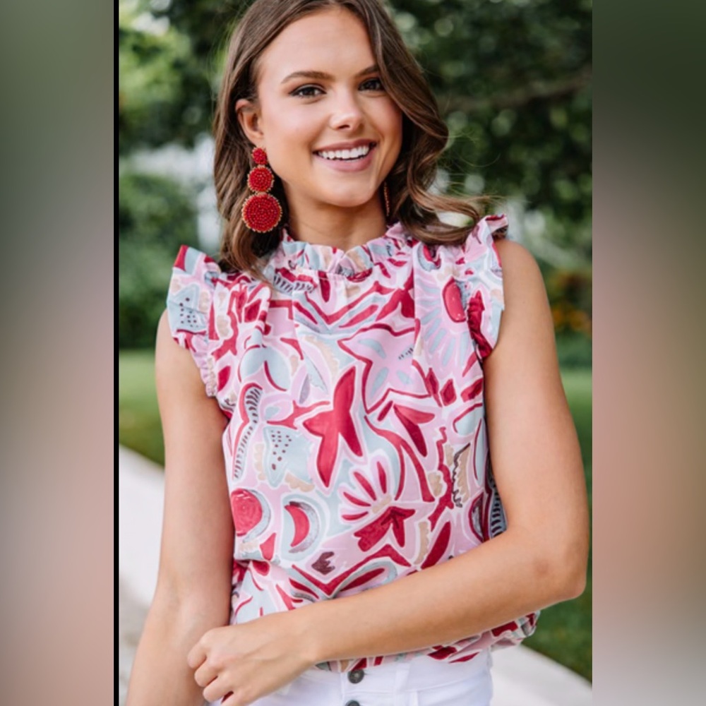 Floral Ruffle Sleeve Top - Picture 1 of 4